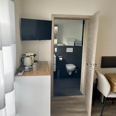 Boxenstopp - Modernes Am Nuerburgring Apartment *